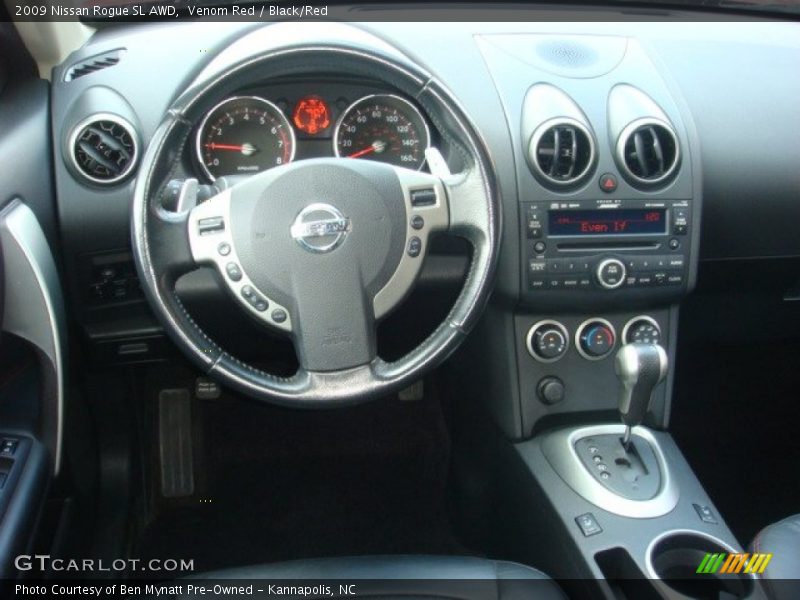 Venom Red / Black/Red 2009 Nissan Rogue SL AWD