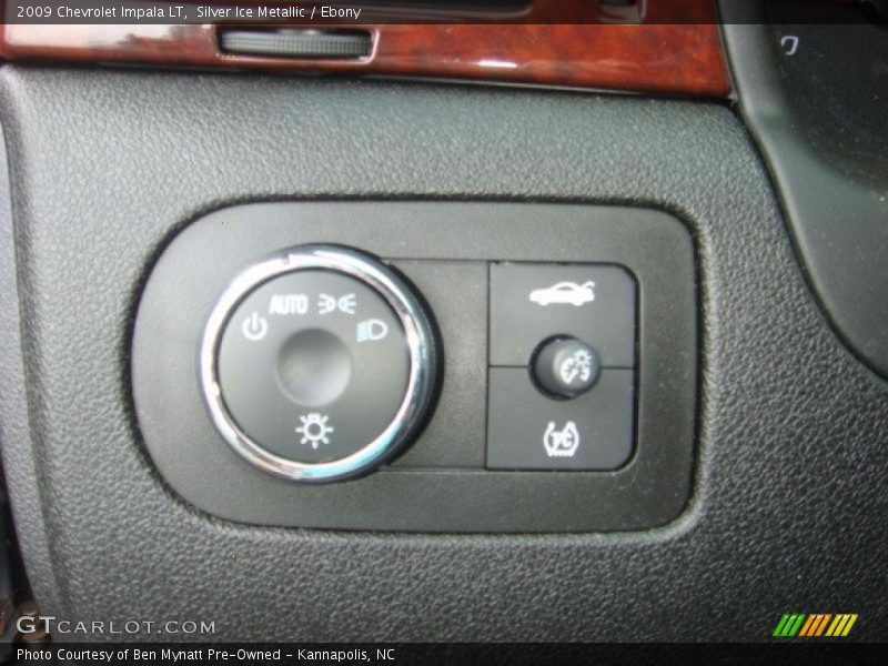 Silver Ice Metallic / Ebony 2009 Chevrolet Impala LT