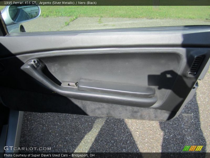 Argento (Silver Metallic) / Nero (Black) 1995 Ferrari 456 GT