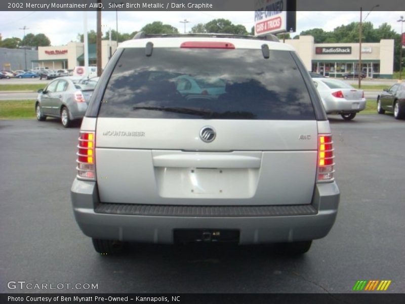 Silver Birch Metallic / Dark Graphite 2002 Mercury Mountaineer AWD