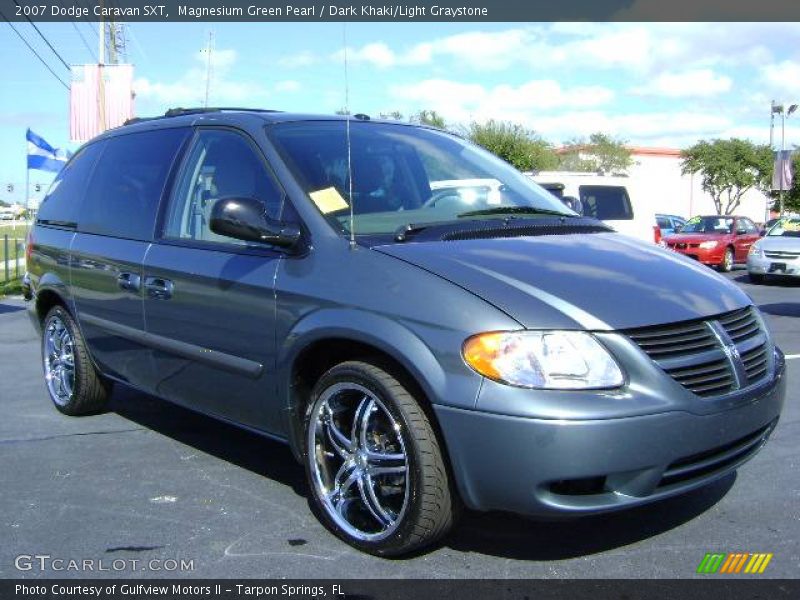 Magnesium Green Pearl / Dark Khaki/Light Graystone 2007 Dodge Caravan SXT