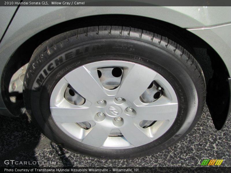 Willow Gray / Camel 2010 Hyundai Sonata GLS