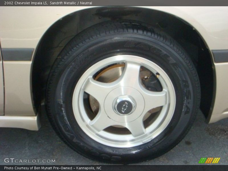 Sandrift Metallic / Neutral 2002 Chevrolet Impala LS