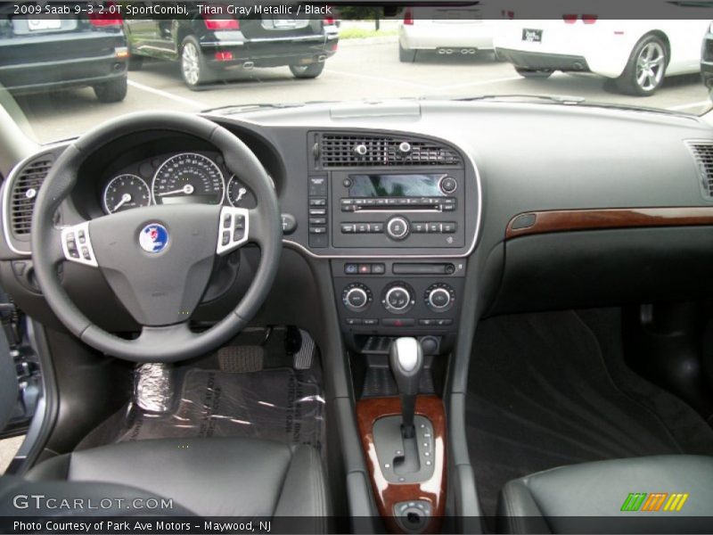 Dashboard of 2009 9-3 2.0T SportCombi