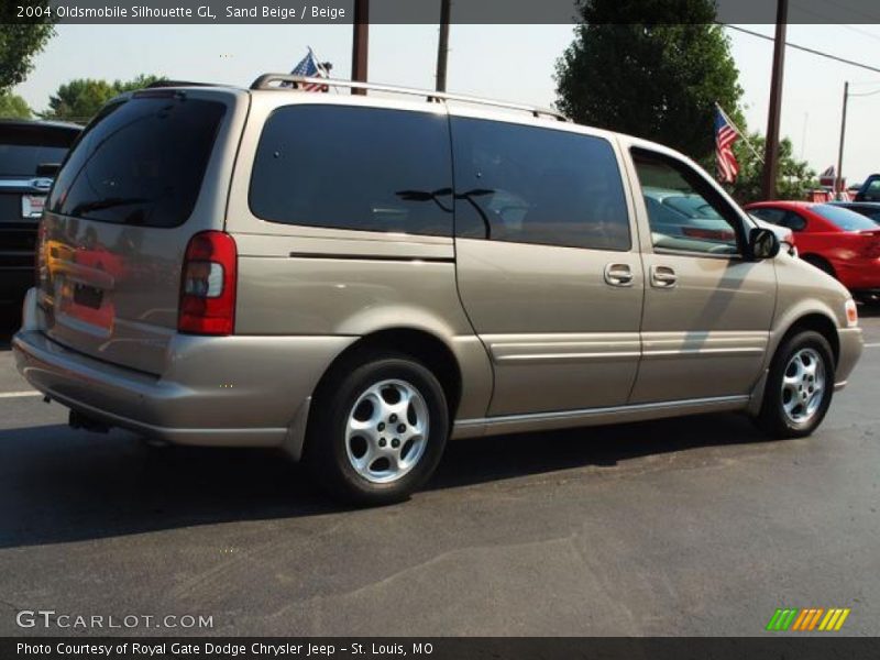 Sand Beige / Beige 2004 Oldsmobile Silhouette GL