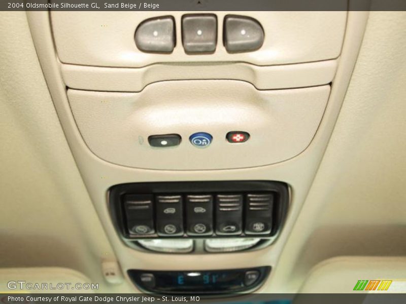 Sand Beige / Beige 2004 Oldsmobile Silhouette GL