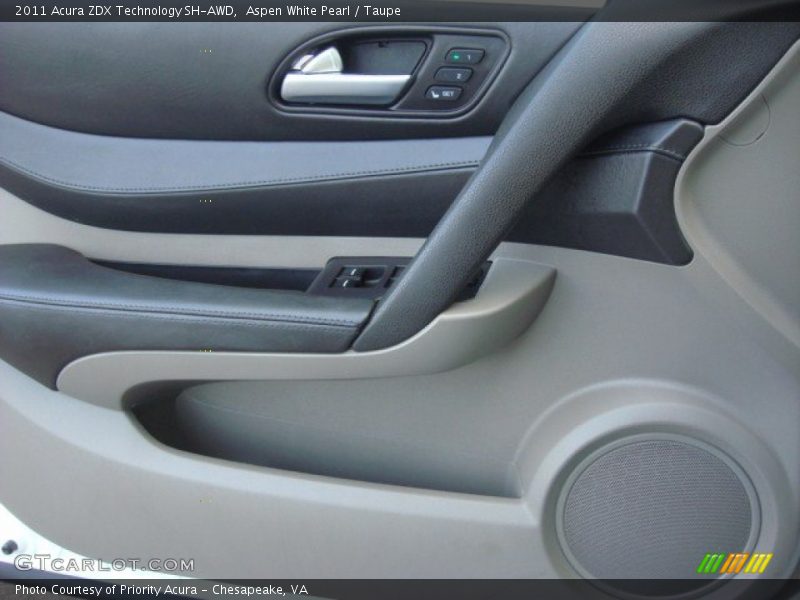 Door Panel of 2011 ZDX Technology SH-AWD
