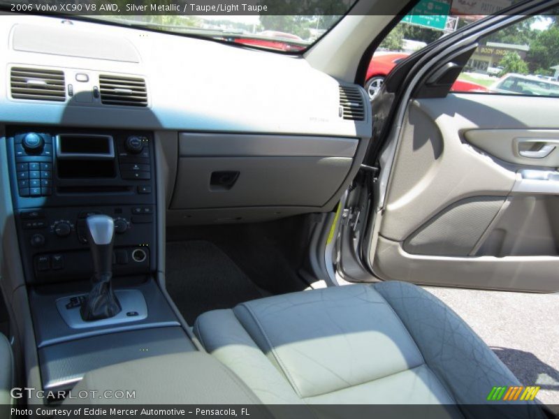 Silver Metallic / Taupe/Light Taupe 2006 Volvo XC90 V8 AWD