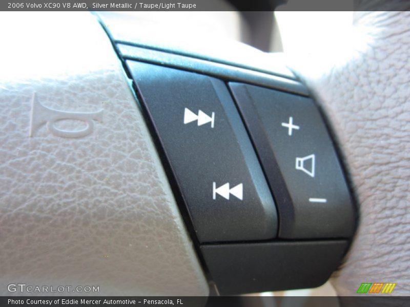 Silver Metallic / Taupe/Light Taupe 2006 Volvo XC90 V8 AWD