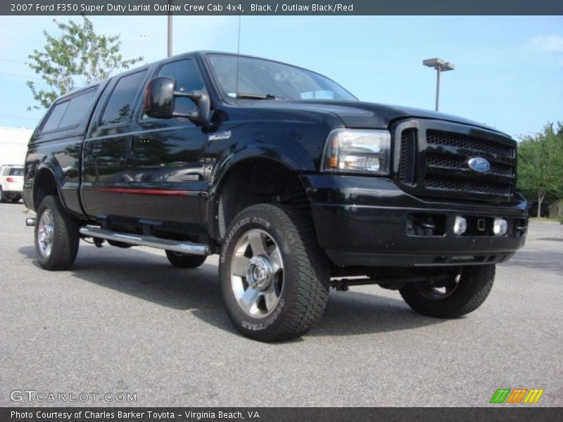 Front 3/4 View of 2007 F350 Super Duty Lariat Outlaw Crew Cab 4x4
