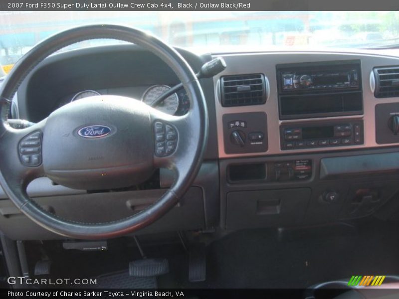 Dashboard of 2007 F350 Super Duty Lariat Outlaw Crew Cab 4x4