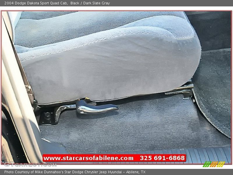 Black / Dark Slate Gray 2004 Dodge Dakota Sport Quad Cab