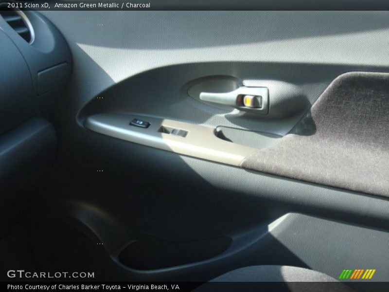 Amazon Green Metallic / Charcoal 2011 Scion xD