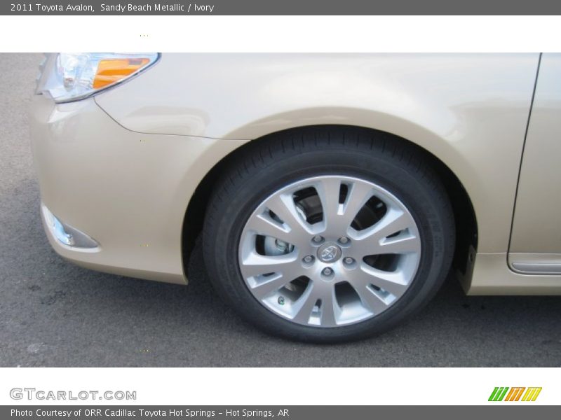 Sandy Beach Metallic / Ivory 2011 Toyota Avalon