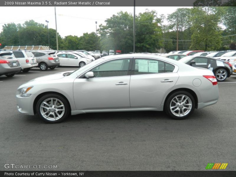 Radiant Silver Metallic / Charcoal 2009 Nissan Maxima 3.5 S
