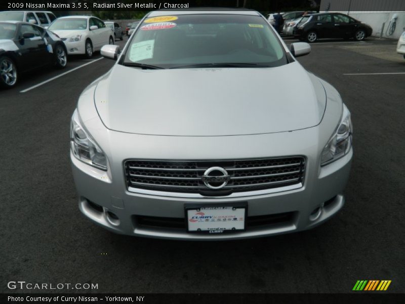 Radiant Silver Metallic / Charcoal 2009 Nissan Maxima 3.5 S