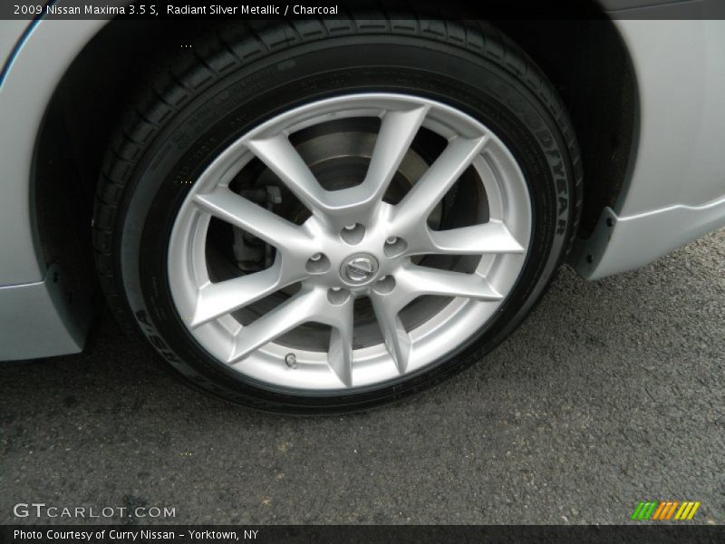 Radiant Silver Metallic / Charcoal 2009 Nissan Maxima 3.5 S