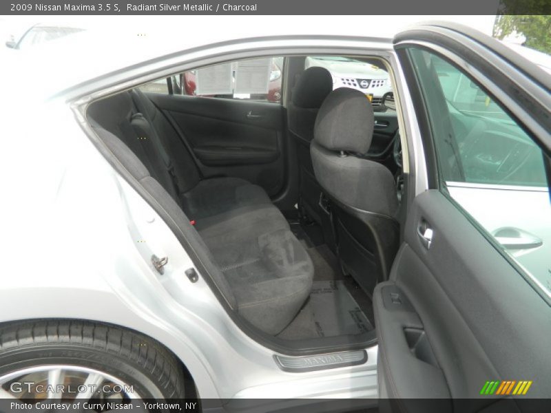 Radiant Silver Metallic / Charcoal 2009 Nissan Maxima 3.5 S