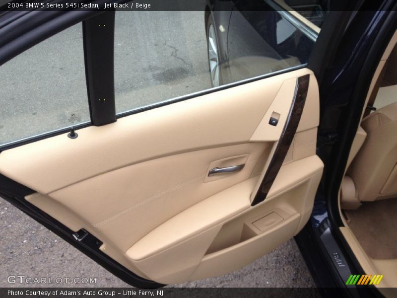 Jet Black / Beige 2004 BMW 5 Series 545i Sedan