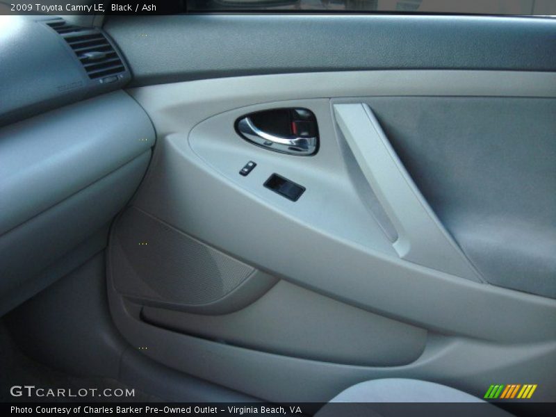 Black / Ash 2009 Toyota Camry LE