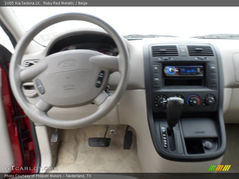 Ruby Red Metallic / Beige 2005 Kia Sedona LX