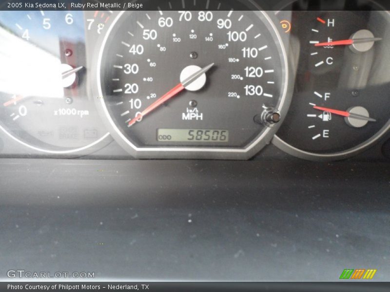 Ruby Red Metallic / Beige 2005 Kia Sedona LX