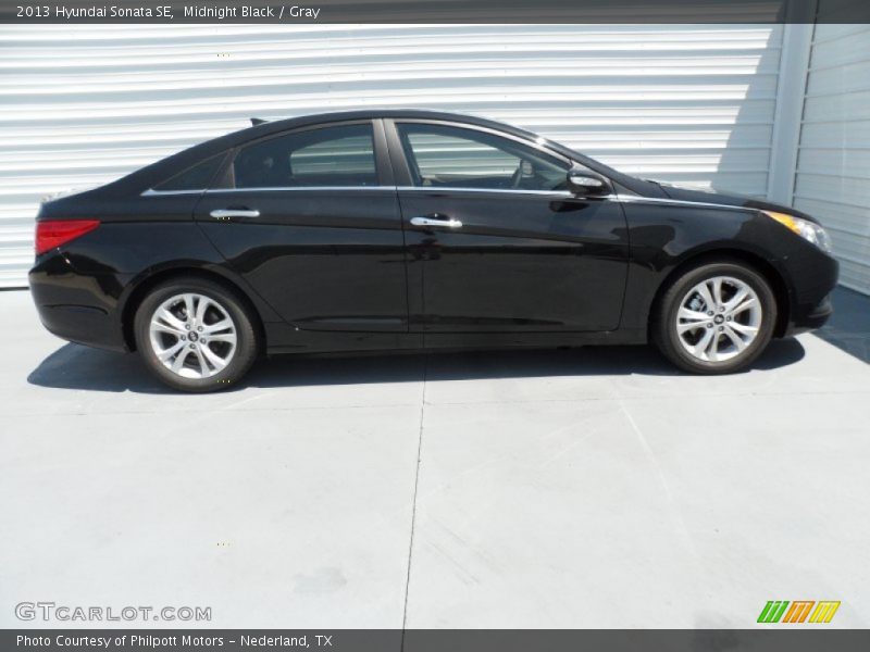 Midnight Black / Gray 2013 Hyundai Sonata SE