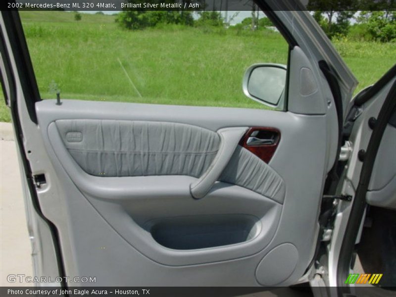 Brilliant Silver Metallic / Ash 2002 Mercedes-Benz ML 320 4Matic