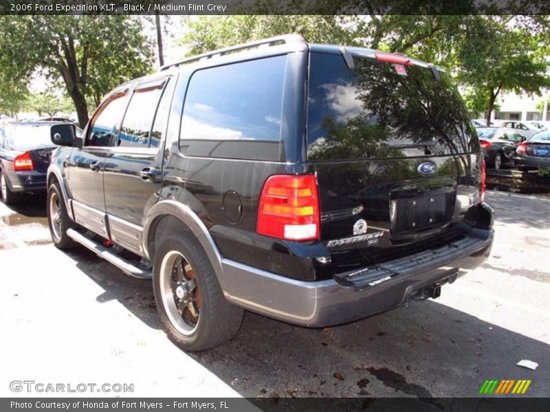 Black / Medium Flint Grey 2006 Ford Expedition XLT