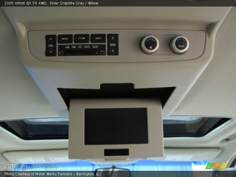 Silver Graphite Gray / Willow 2005 Infiniti QX 56 4WD