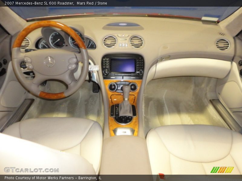 Dashboard of 2007 SL 600 Roadster