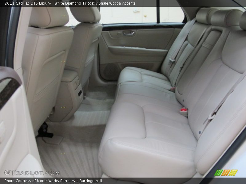 White Diamond Tricoat / Shale/Cocoa Accents 2011 Cadillac DTS Luxury