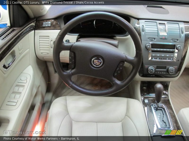 White Diamond Tricoat / Shale/Cocoa Accents 2011 Cadillac DTS Luxury