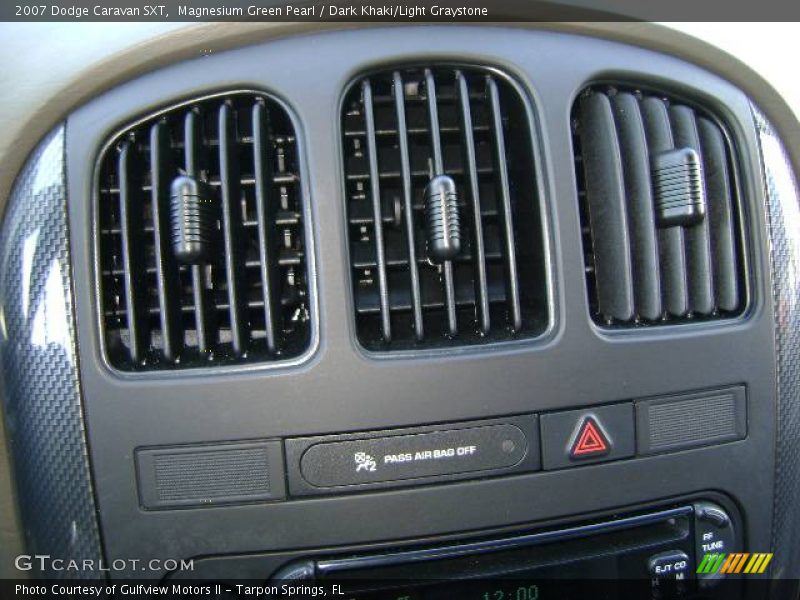 Magnesium Green Pearl / Dark Khaki/Light Graystone 2007 Dodge Caravan SXT