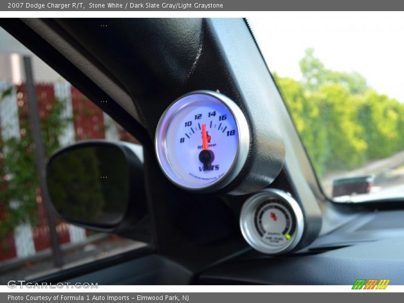 Stone White / Dark Slate Gray/Light Graystone 2007 Dodge Charger R/T