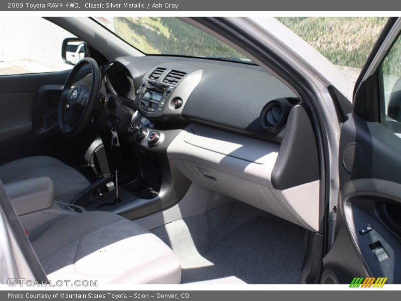 Classic Silver Metallic / Ash Gray 2009 Toyota RAV4 4WD