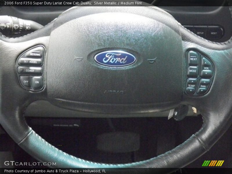 Controls of 2006 F350 Super Duty Lariat Crew Cab Dually