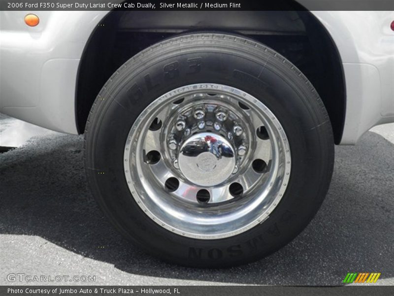  2006 F350 Super Duty Lariat Crew Cab Dually Wheel