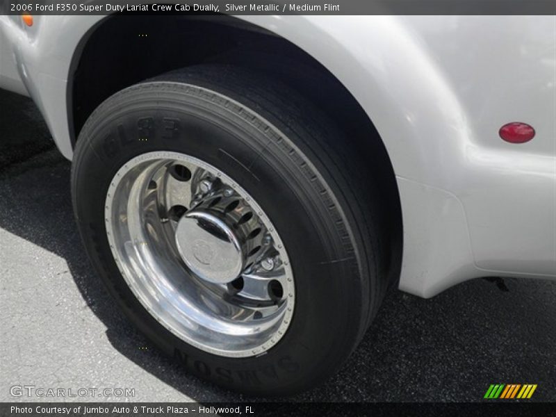  2006 F350 Super Duty Lariat Crew Cab Dually Wheel