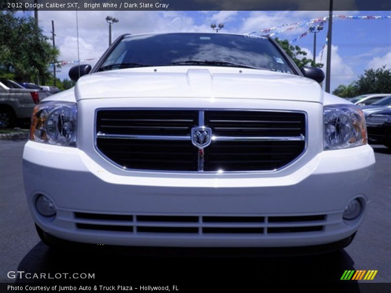 Bright White / Dark Slate Gray 2012 Dodge Caliber SXT