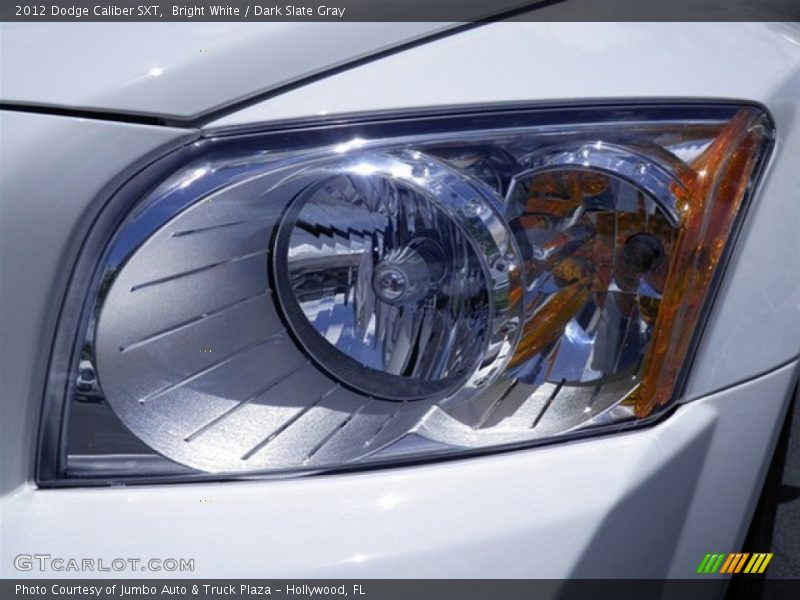 Bright White / Dark Slate Gray 2012 Dodge Caliber SXT