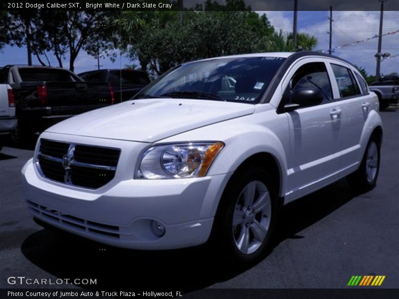 Bright White / Dark Slate Gray 2012 Dodge Caliber SXT