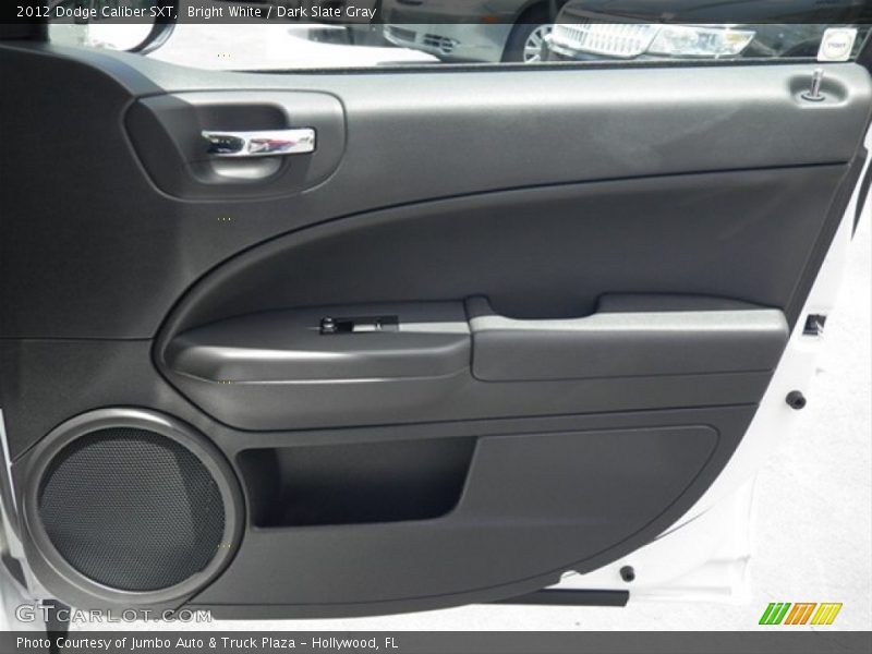 Bright White / Dark Slate Gray 2012 Dodge Caliber SXT