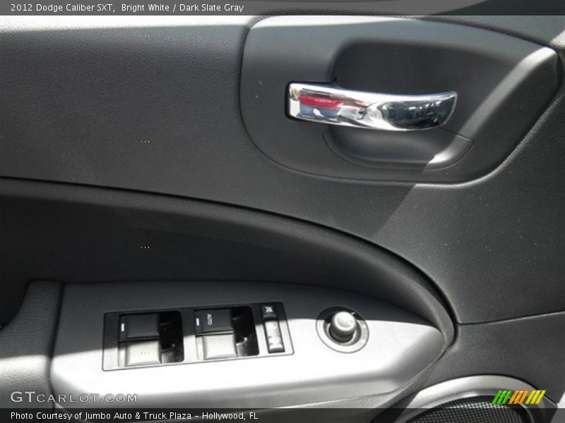 Bright White / Dark Slate Gray 2012 Dodge Caliber SXT