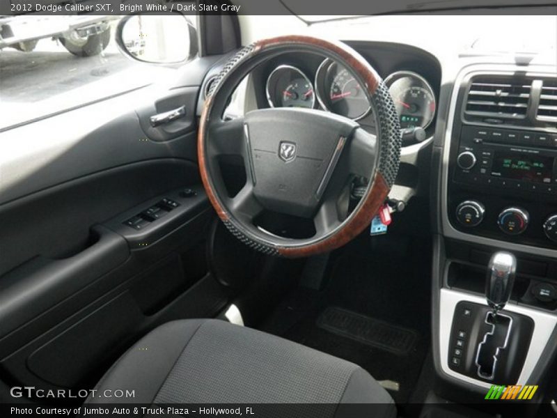Bright White / Dark Slate Gray 2012 Dodge Caliber SXT