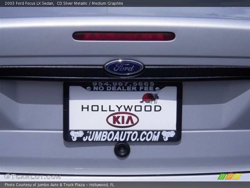 CD Silver Metallic / Medium Graphite 2003 Ford Focus LX Sedan