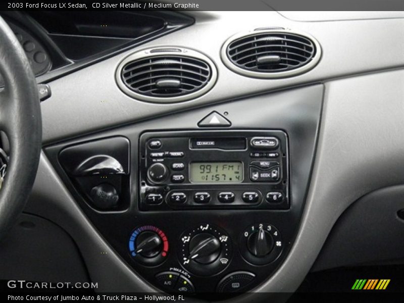 CD Silver Metallic / Medium Graphite 2003 Ford Focus LX Sedan