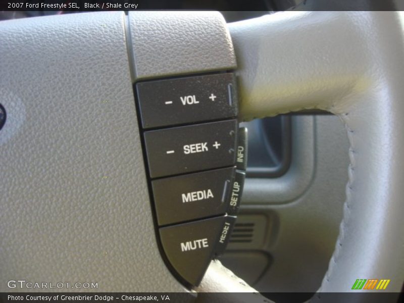 Black / Shale Grey 2007 Ford Freestyle SEL