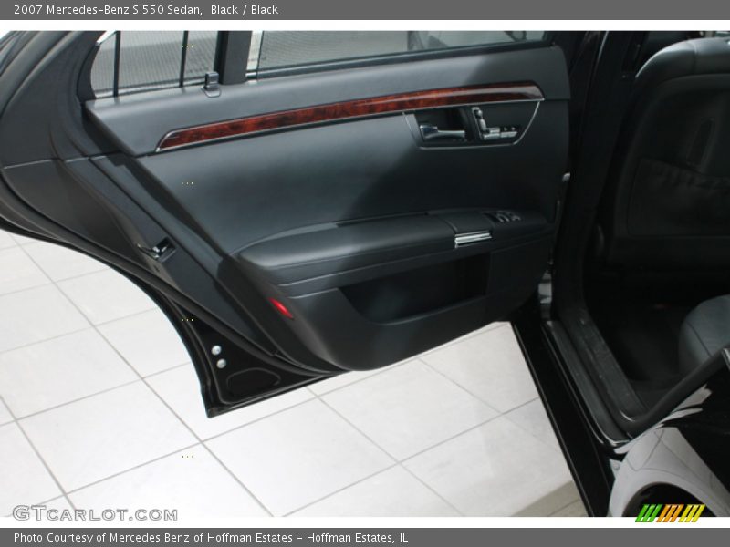 Black / Black 2007 Mercedes-Benz S 550 Sedan