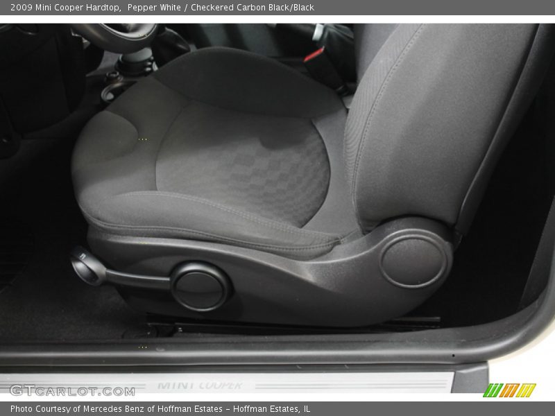Pepper White / Checkered Carbon Black/Black 2009 Mini Cooper Hardtop
